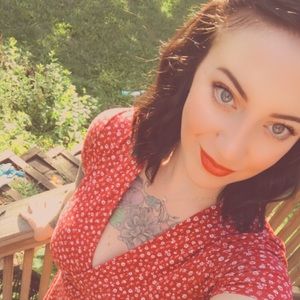 Meet your Posher, Kaitlyn